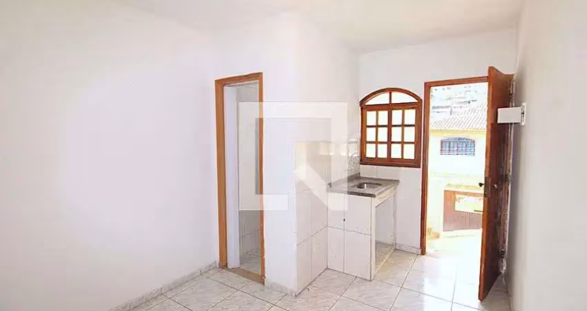 Kitnet / stúdio para aluguel - vila valqueire, 1 quarto,  12 m² - rio de janeiro