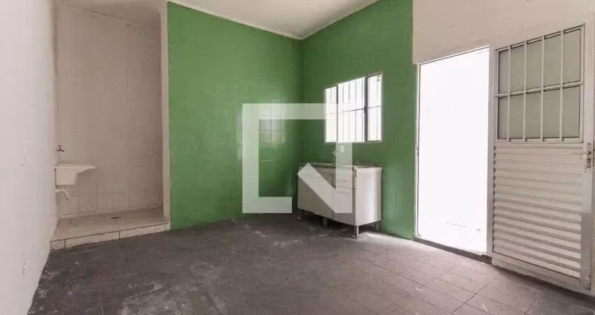 Casa para aluguel - conjunto residencial jose bonifacio, 1 quarto,  21 m² - são paulo