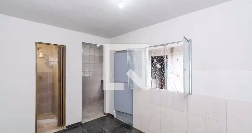 Kitnet / stúdio para aluguel - irajá, 1 quarto,  15 m² - rio de janeiro
