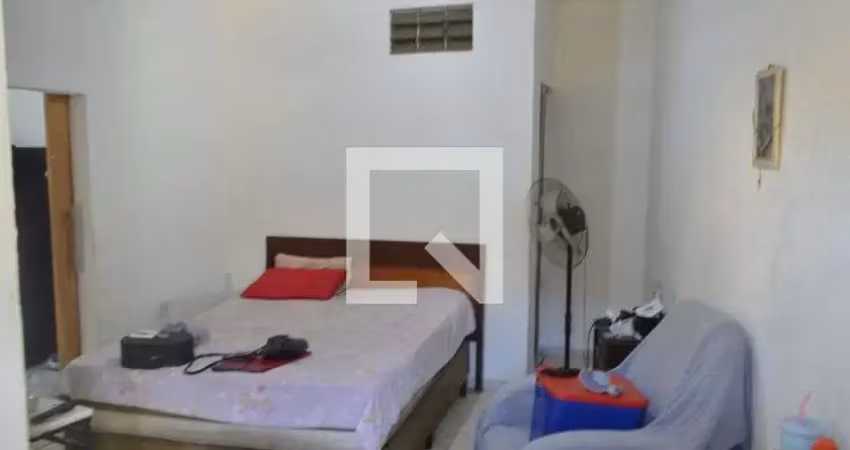Kitnet / stúdio para aluguel - pechincha, 1 quarto,  28 m² - rio de janeiro
