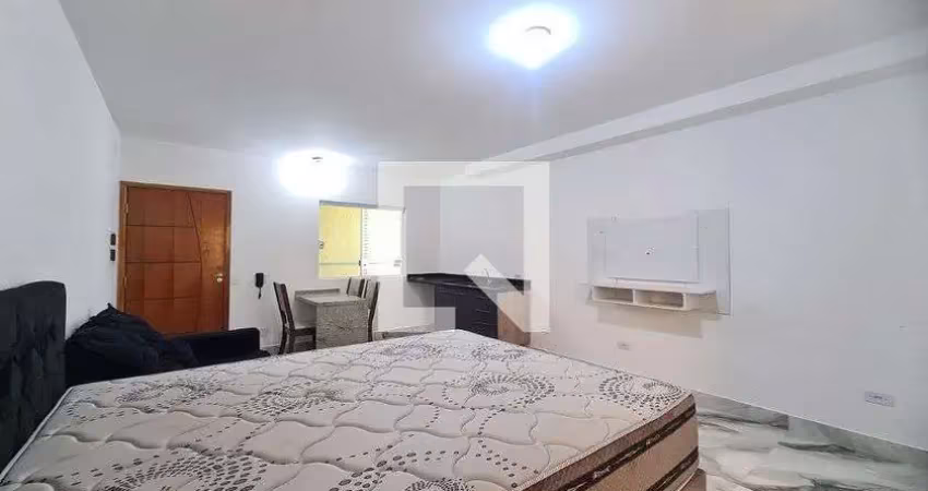 Kitnet / Stúdio para alugar na Rua Ibiporã, Parque Residencial Oratorio, São Paulo