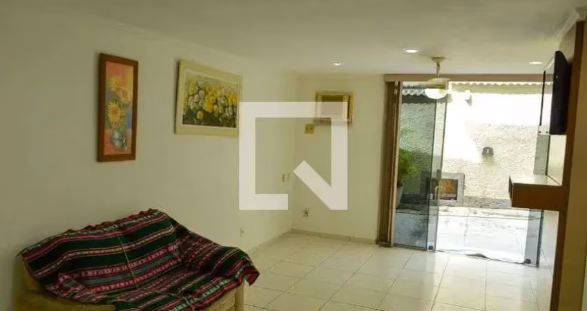 Casa / sobrado em condomínio para aluguel - curicica, 2 quartos,  120 m² - rio de janeiro