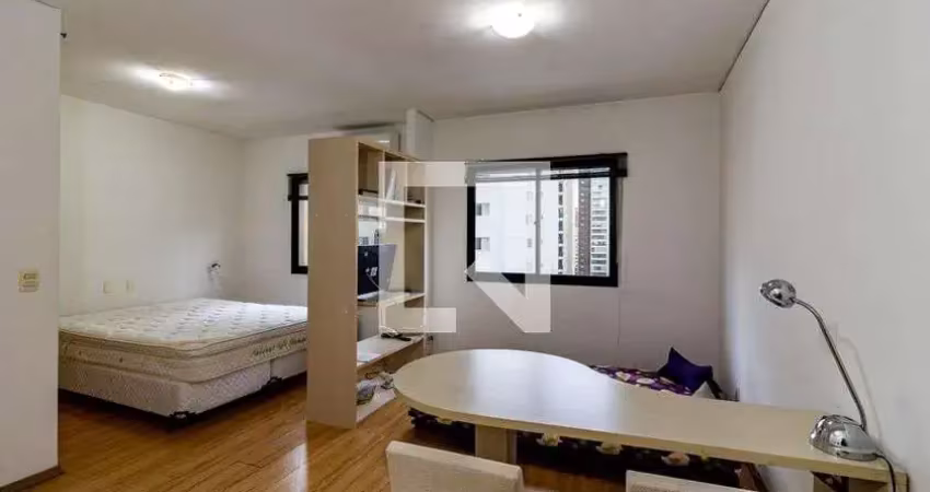 Kitnet / stúdio para aluguel - moema, 1 quarto,  47 m² - são paulo