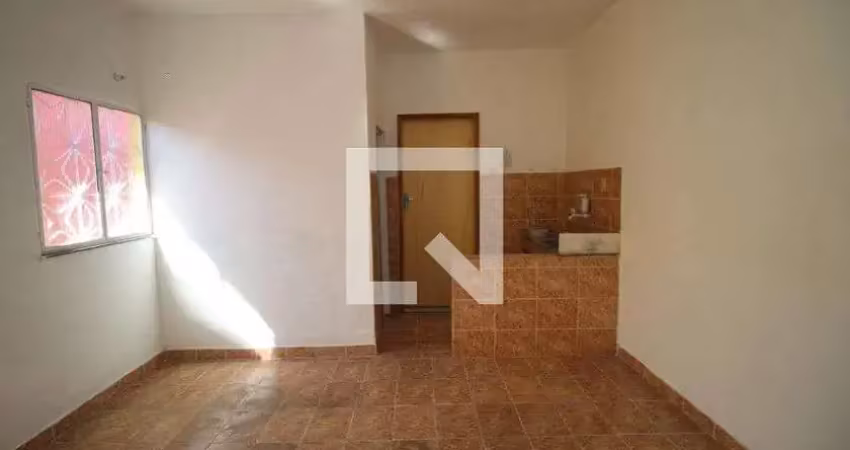 Kitnet / stúdio para aluguel - irajá, 1 quarto,  30 m² - rio de janeiro