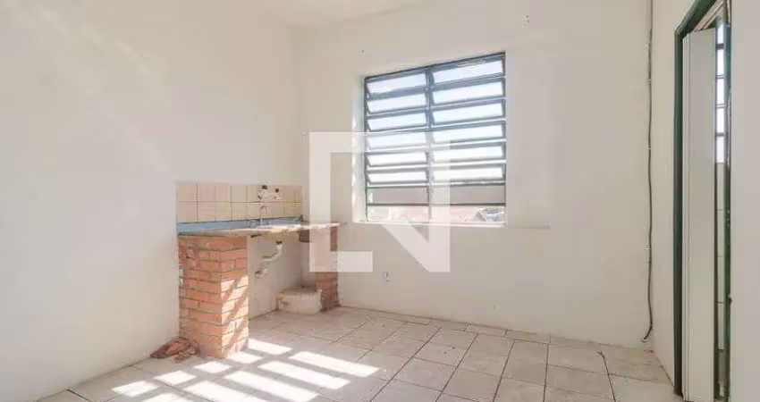 Kitnet / stúdio para aluguel - nonoai, 1 quarto,  30 m² - porto alegre