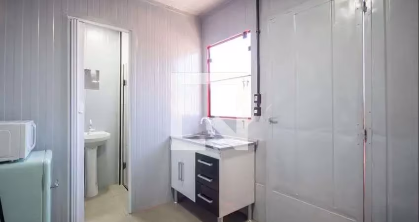 Kitnet / stúdio para aluguel - cipava, 1 quarto,  10 m² - osasco