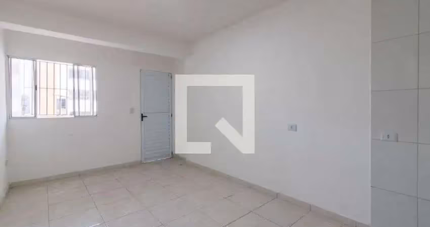 Kitnet / Stúdio para alugar na Avenida Monteiro Lobato, Vila Miriam, Guarulhos