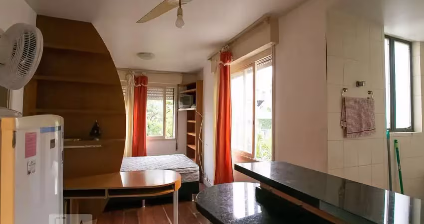 Kitnet / stúdio para aluguel - centro histórico, 1 quarto,  30 m² - porto alegre