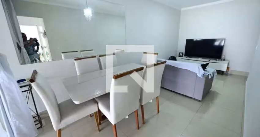 Casa para aluguel - parque real de goiânia, 3 quartos,  187 m² - aparecida de goiânia