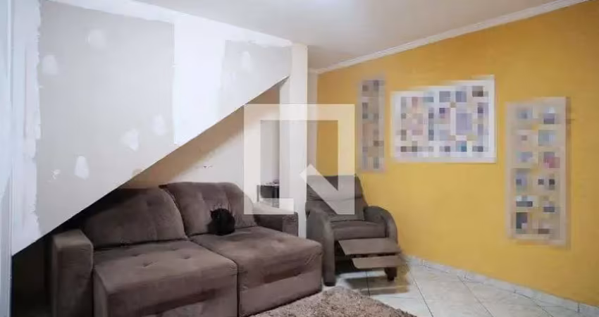 Casa com 3 quartos para alugar na Avenida Padre Lourenço, Vila Dalila, São Paulo