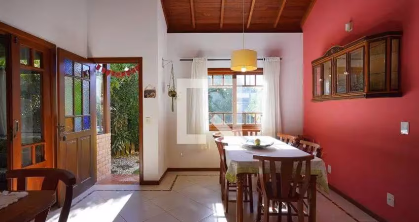 Casa para aluguel - rio tavares, 2 quartos,  330 m² - florianópolis