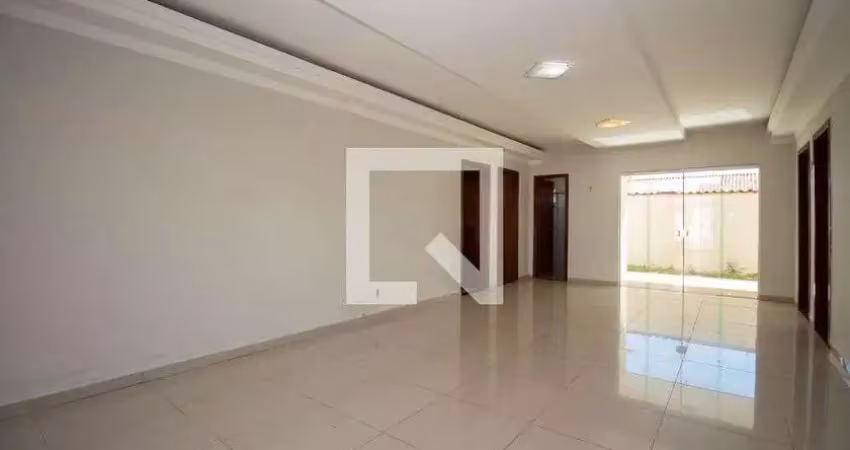 Casa / sobrado em condomínio para aluguel - sh região dos lagos, 4 quartos,  200 m² - brasília