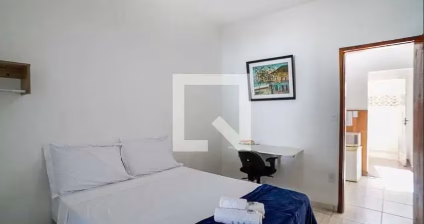 Kitnet / stúdio para aluguel - piratininga, 1 quarto,  35 m² - niterói