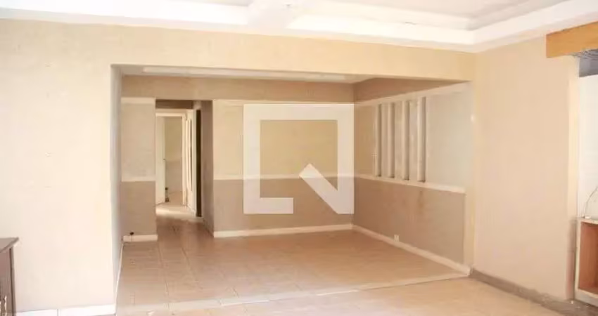 Casa para aluguel - granada, 3 quartos,  200 m² - uberlândia
