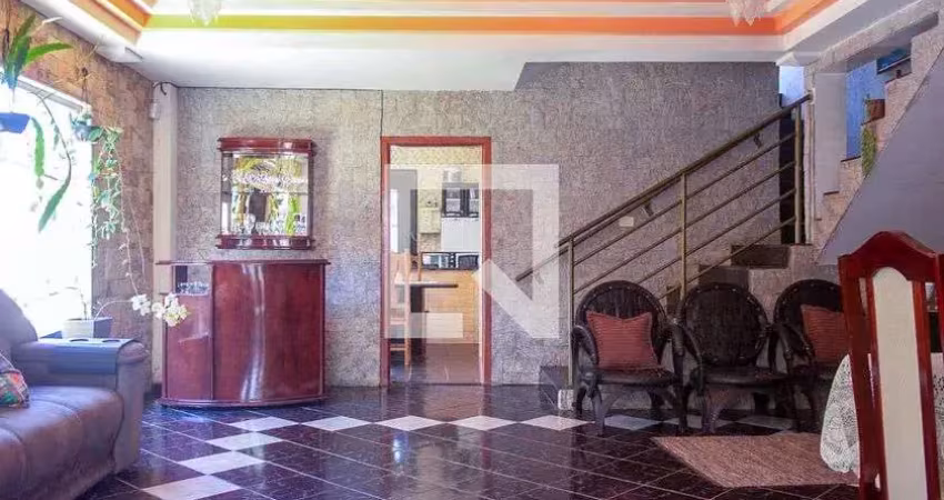 Casa para aluguel - centro, 3 quartos,  230 m² - uberlândia