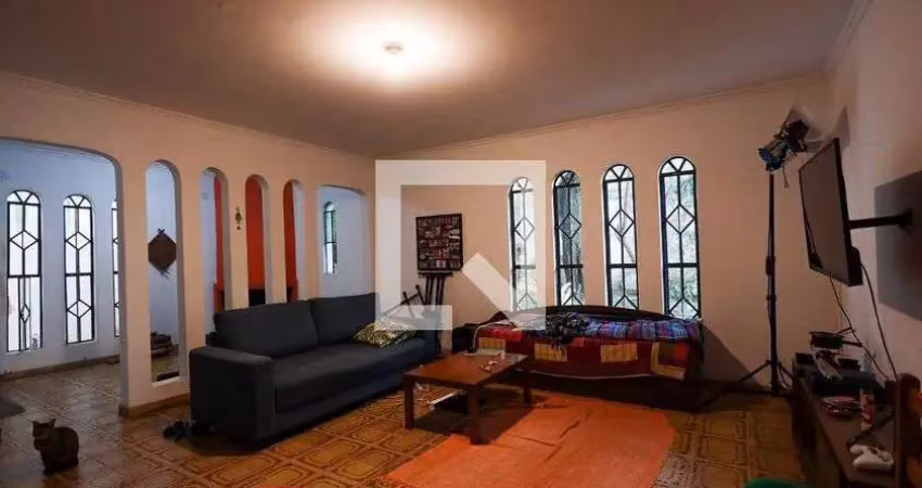 Casa para aluguel - jardim semiramis, 3 quartos,  200 m² - cotia
