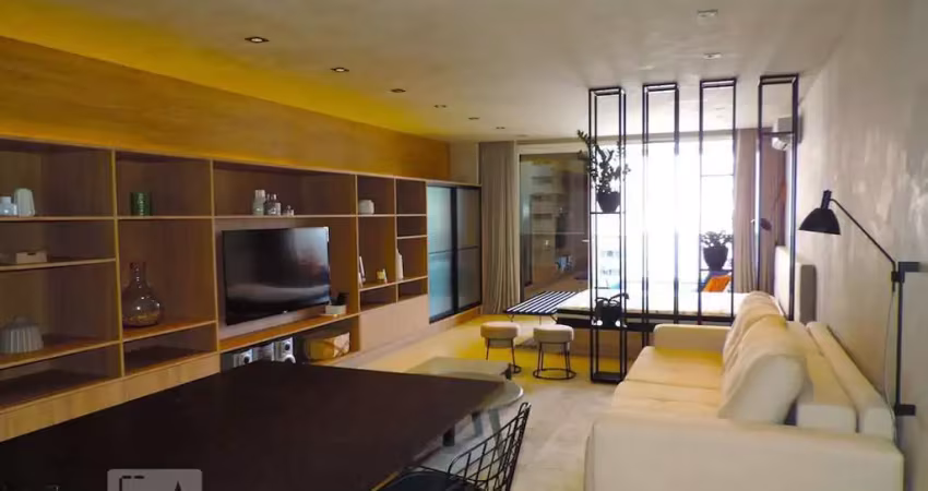 Kitnet / stúdio para aluguel - centro, 1 quarto,  63 m² - florianópolis