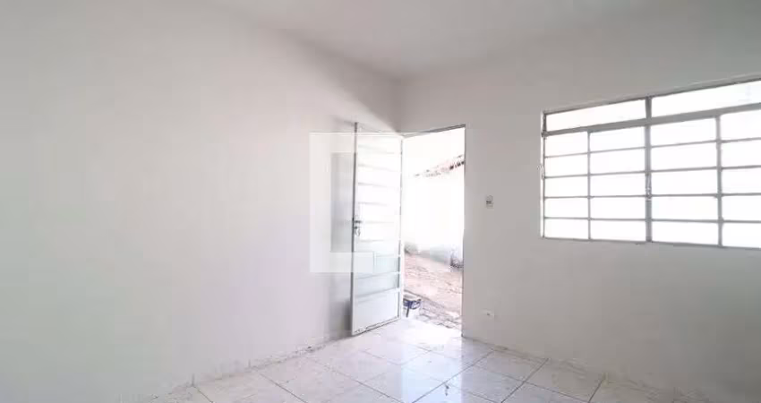 Casa para aluguel - vigilato pereira, 2 quartos,  75 m² - uberlândia