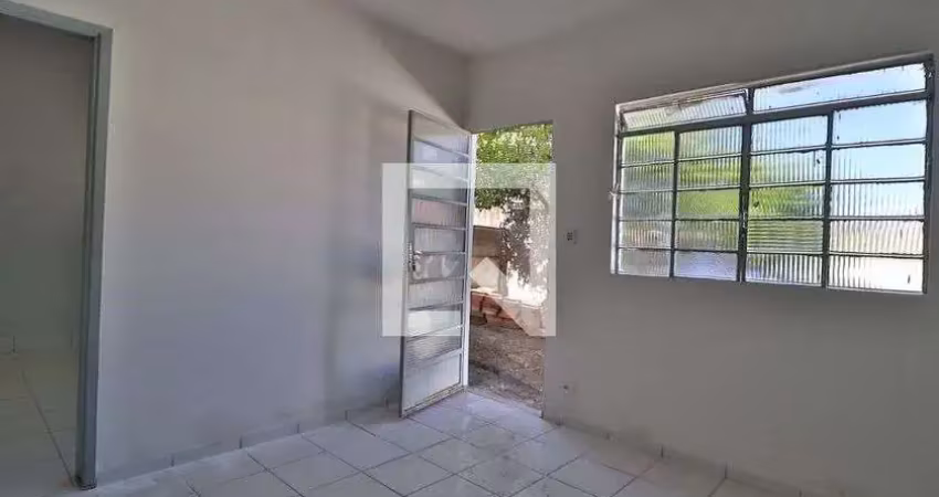 Casa para aluguel - vigilato pereira, 2 quartos,  75 m² - uberlândia