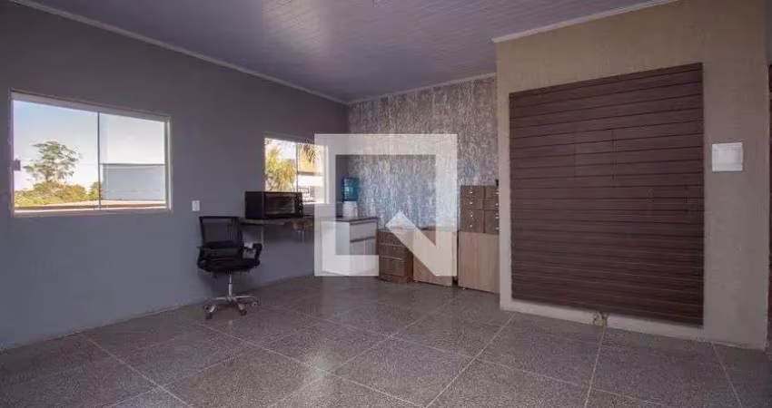 Kitnet / stúdio para aluguel - taguatinga, 1 quarto,  49 m² - brasília