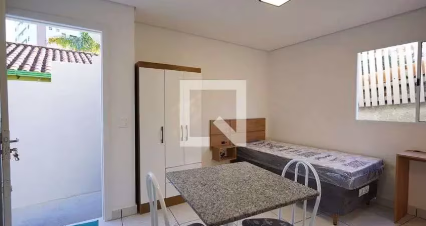 Casa / sobrado em condomínio para aluguel - córrego grande, 1 quarto,  15 m² - florianópolis