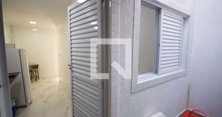 Casa / sobrado em condomínio para aluguel - guilhermina, 2 quartos,  48 m² - praia grande