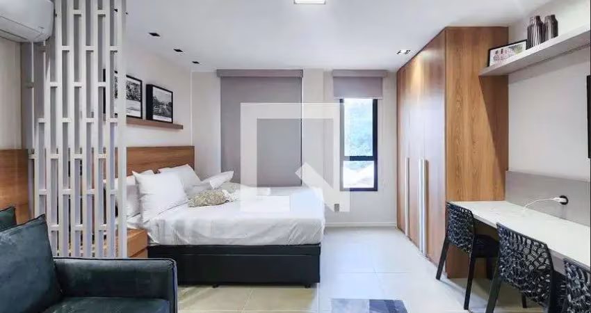 Kitnet / stúdio para aluguel - santa teresa, 1 quarto,  30 m² - rio de janeiro