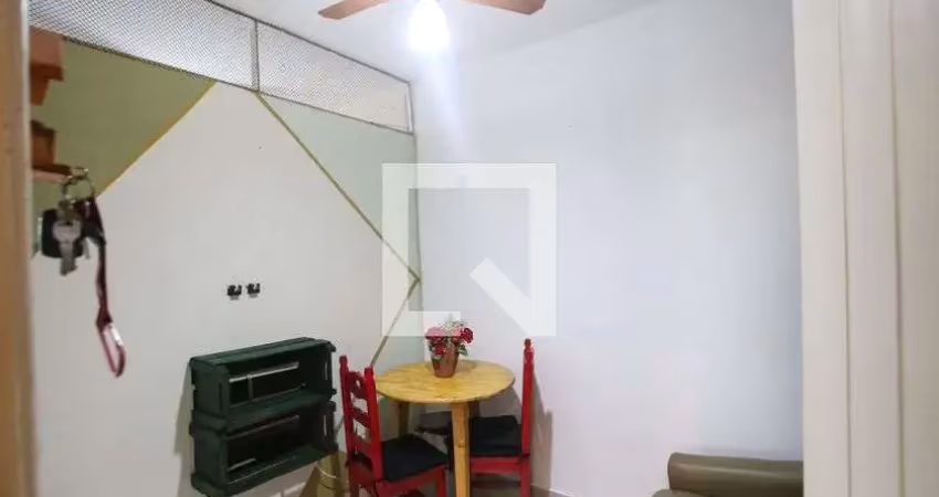 Kitnet / stúdio para aluguel - taquara, 1 quarto,  50 m² - rio de janeiro