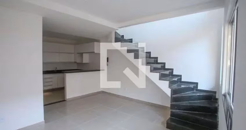 Casa / sobrado em condomínio para aluguel - taquara, 2 quartos,  62 m² - rio de janeiro