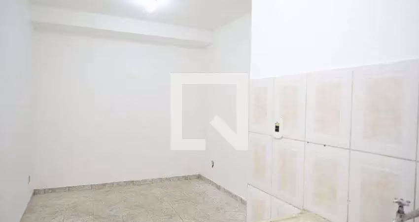 Kitnet / stúdio para aluguel - liberdade, 1 quarto,  16 m² - são paulo