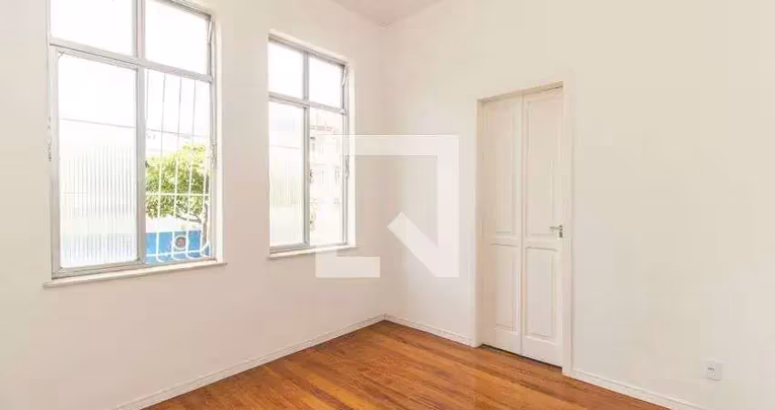 Casa para aluguel - ramos, 7 quartos,  100 m² - rio de janeiro