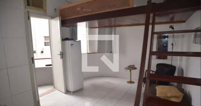Kitnet / stúdio para aluguel - glória, 1 quarto,  18 m² - rio de janeiro