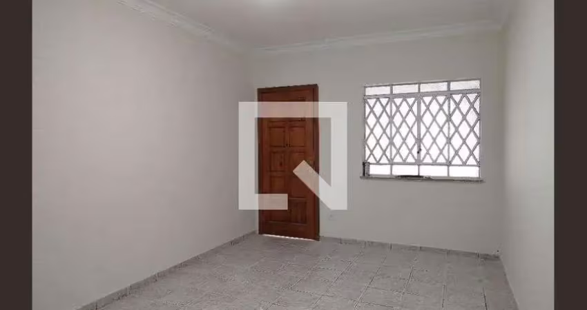 Casa com 2 quartos para alugar na Rua Nova Jerusalém, Vila Carrão, São Paulo