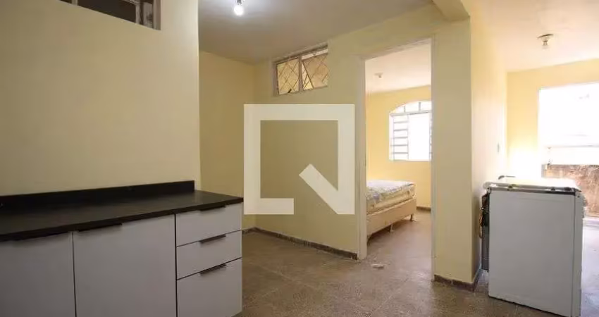 Apartamento para aluguel - colônia agrícola samambaia, 1 quarto,  23 m² - brasília