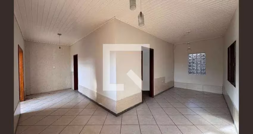 Casa para aluguel - cristo rei, 2 quartos,  135 m² - são leopoldo