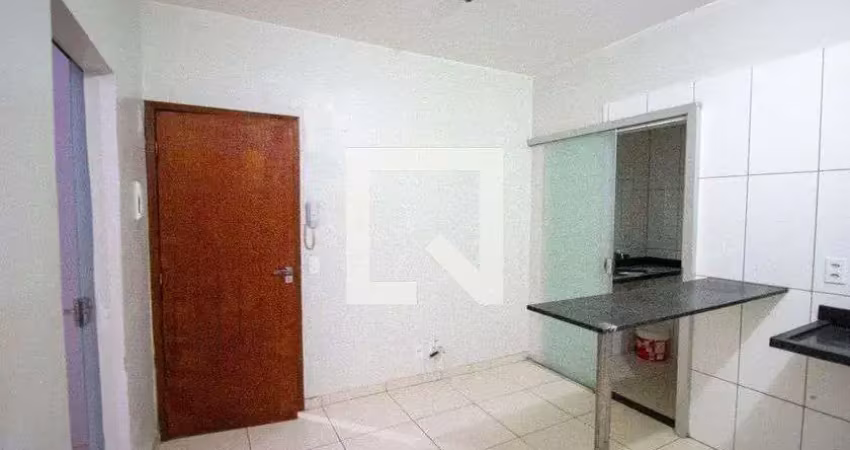 Apartamento para aluguel - taguatinga, 1 quarto,  37 m² - brasília