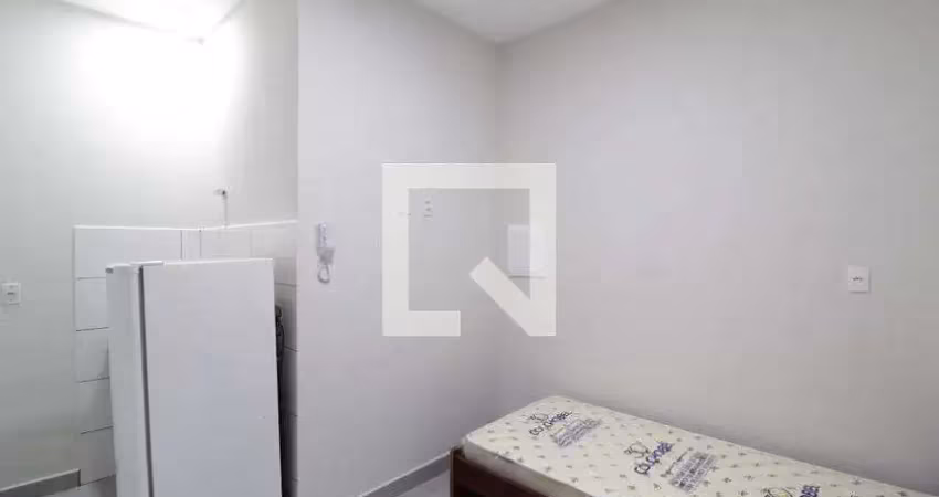 Kitnet / stúdio para aluguel - martins, 1 quarto,  25 m² - uberlândia