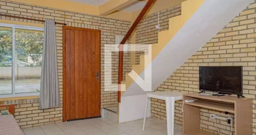 Casa / sobrado em condomínio para aluguel - barra da lagoa, 2 quartos,  80 m² - florianópolis