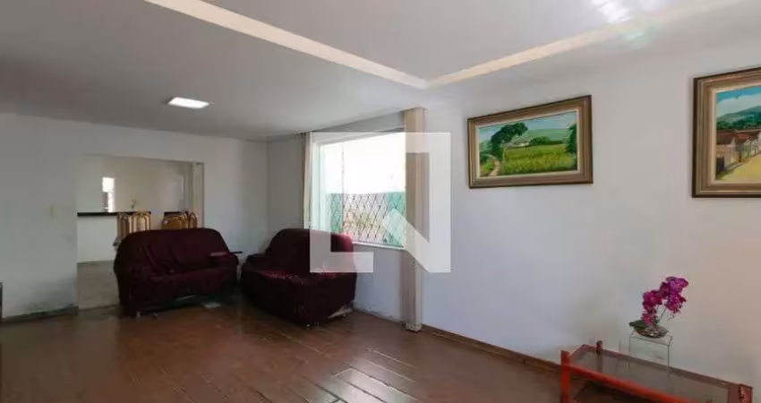 Casa para aluguel - indaiá, 3 quartos,  379 m² - belo horizonte