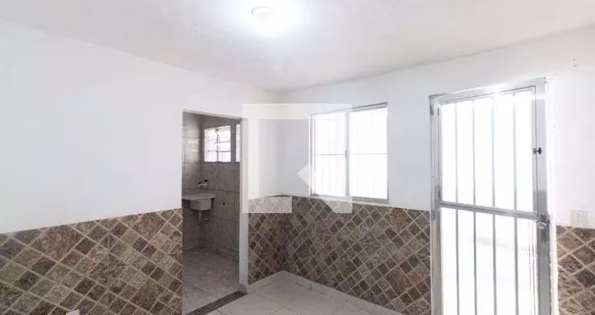 Casa para aluguel - campo grande, 1 quarto,  35 m² - rio de janeiro