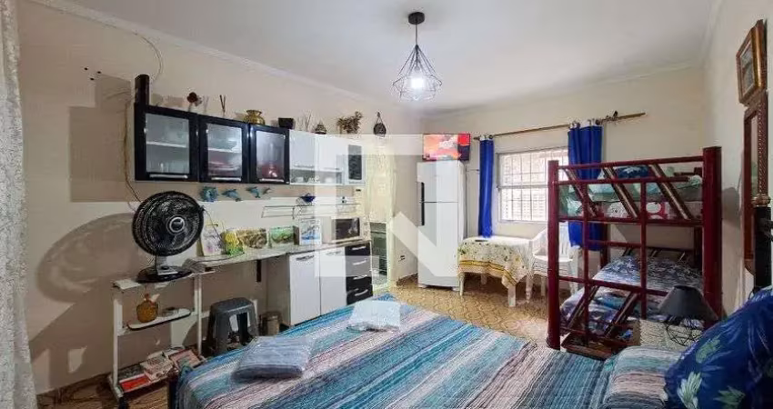 Kitnet / stúdio para aluguel - guilhermina, 1 quarto,  30 m² - praia grande
