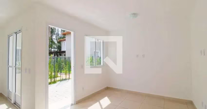 Casa / sobrado em condomínio para aluguel - jardim petrópolis, 2 quartos,  49 m² - cotia