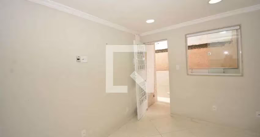 Casa / sobrado em condomínio para aluguel - oswaldo cruz, 1 quarto,  30 m² - rio de janeiro