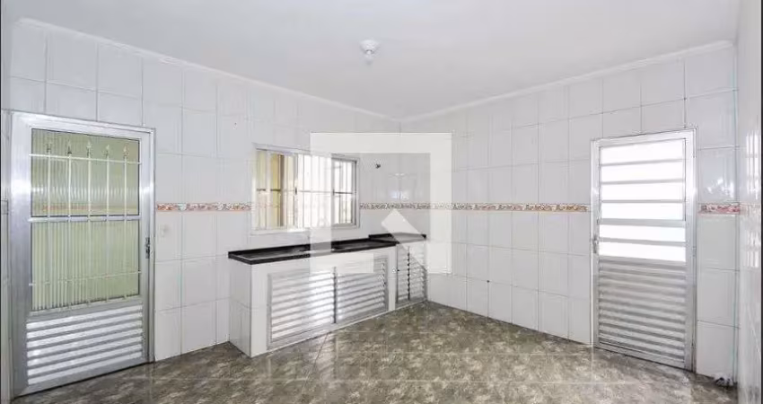 Casa para aluguel - água chata, 1 quarto,  37 m² - guarulhos
