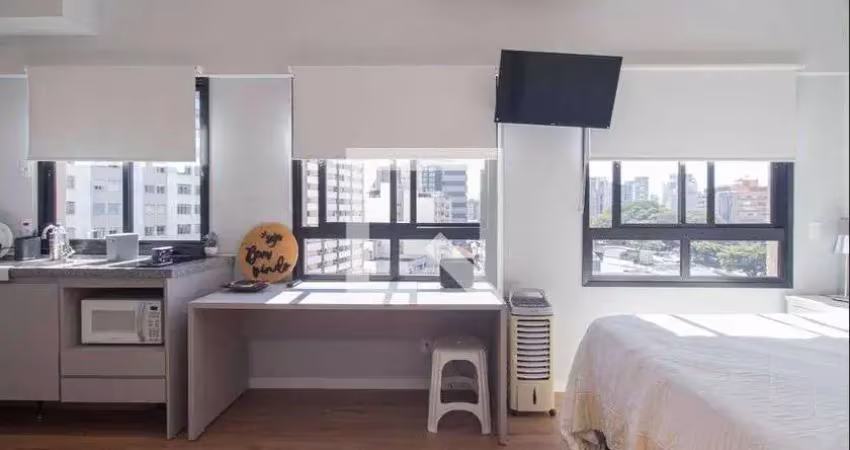 Apartamento para alugar na Rua Dona Júlia, Vila Mariana, São Paulo