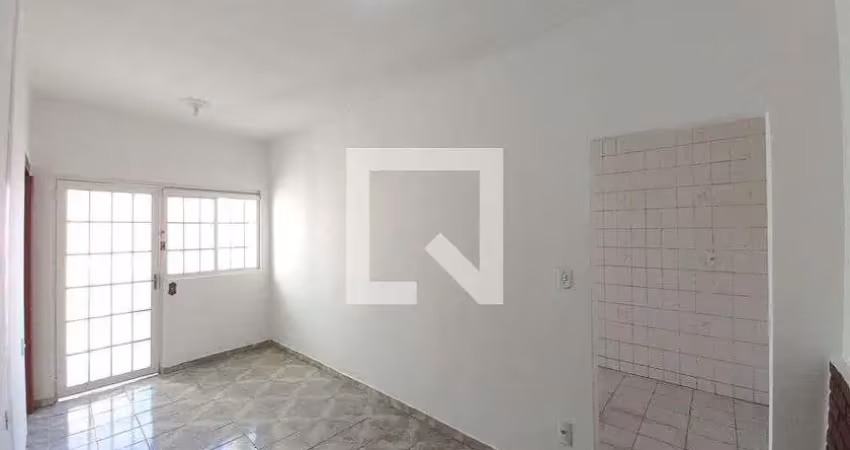 Casa para aluguel - jardim samambaia, 2 quartos,  80 m² - campinas