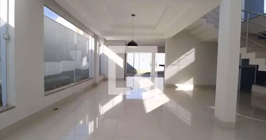 Casa para aluguel - tubalina, 3 quartos,  180 m² - uberlândia