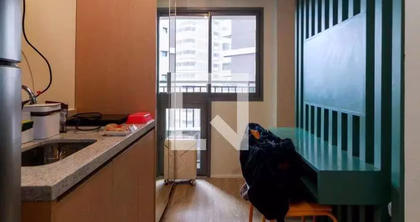 Kitnet / Stúdio para alugar na Rua Cancioneiro de Évora, Chácara Santo Antônio, São Paulo