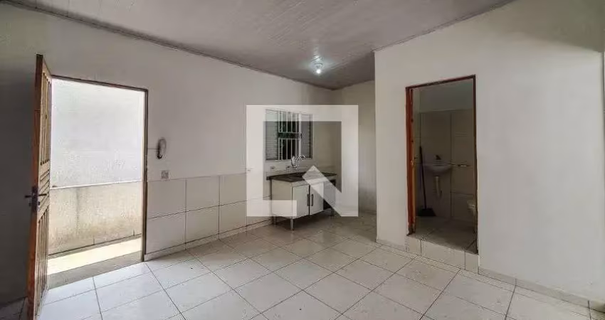 Kitnet / stúdio para aluguel - cambuci, 1 quarto,  15 m² - são paulo