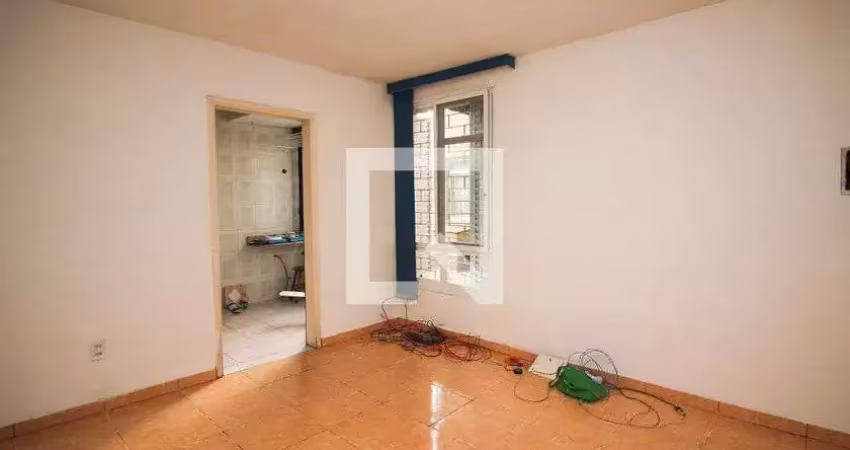 Apartamento para aluguel - menino deus, 1 quarto,  52300 m² - porto alegre